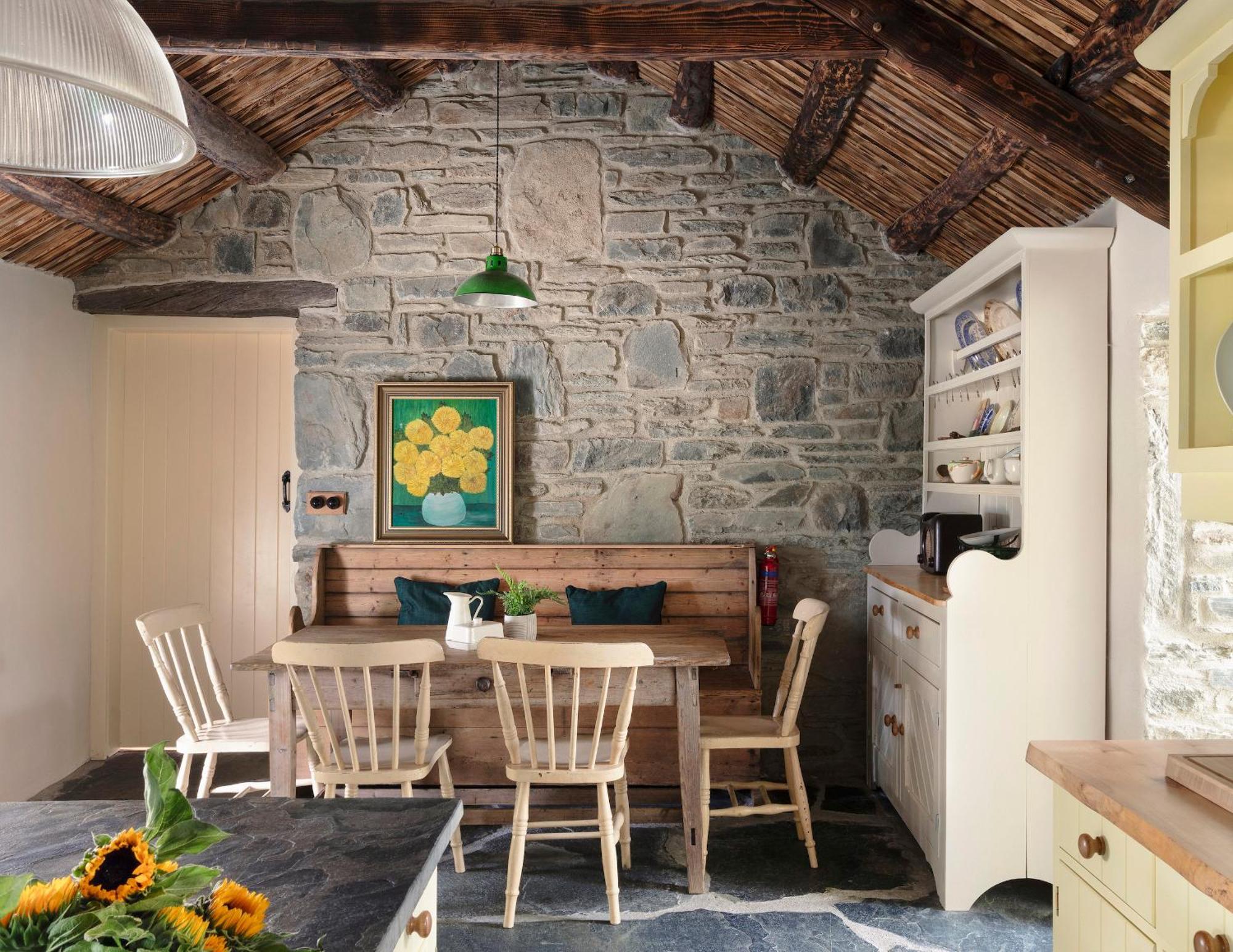 Secluded Thatched Cottage, Near Beaches & Hill Walking Rashenny Εξωτερικό φωτογραφία